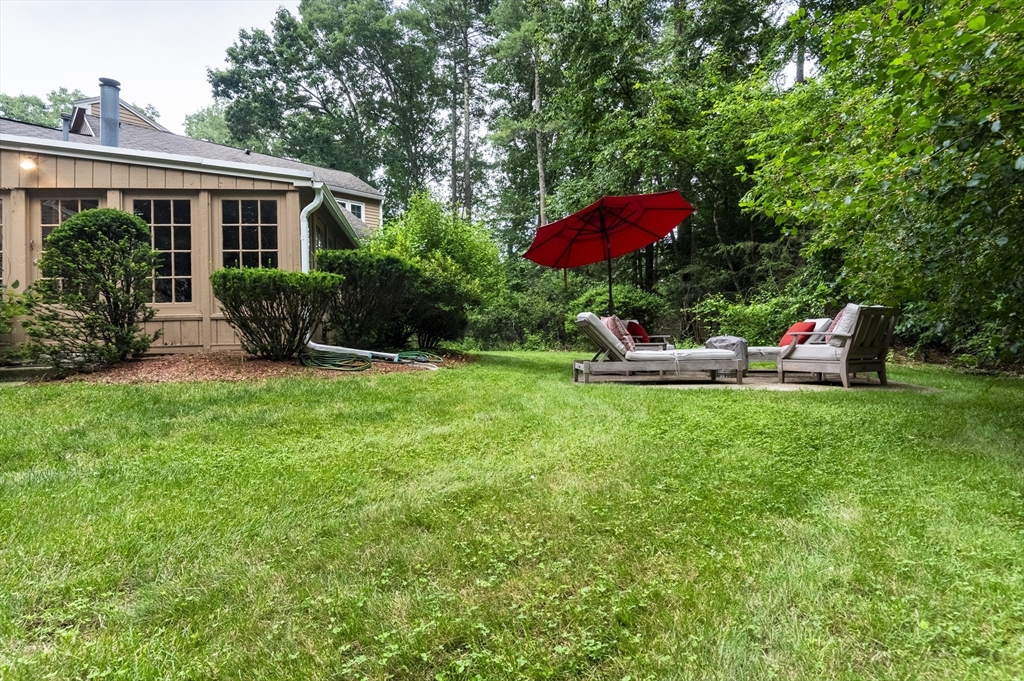 15 Pilgrim Dr A