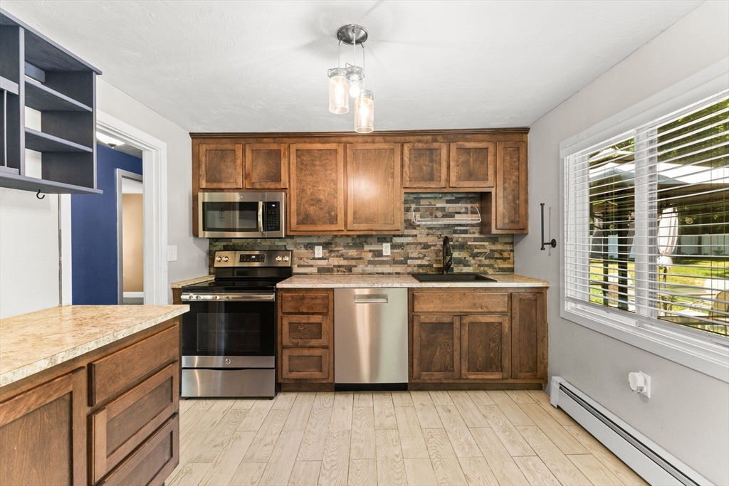 166 Purchase St
