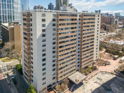 7 Whittier 112S-114S Boston MA 02114