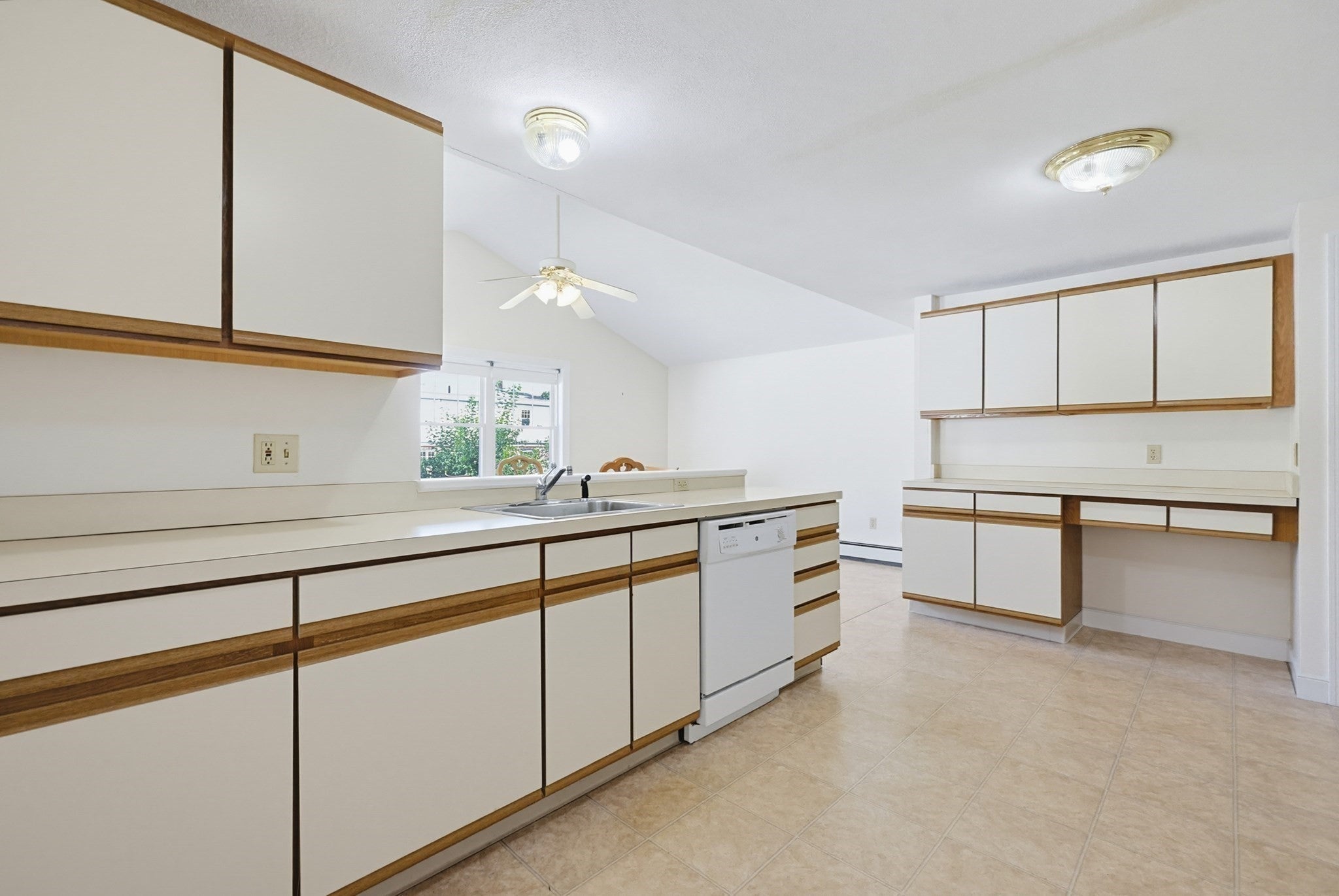 71 Parker Ave, Newton, MA Photo #8