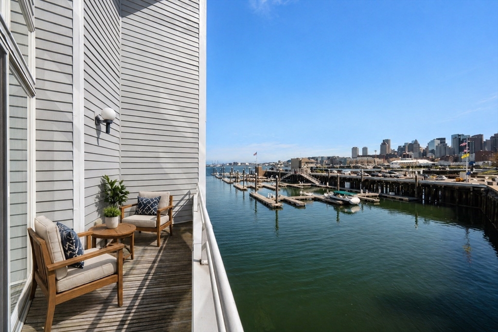 65 Constellation Wharf 65