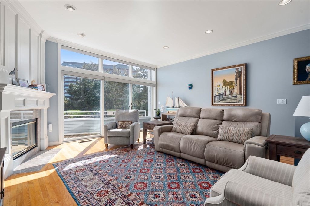 65 Constellation Wharf 65