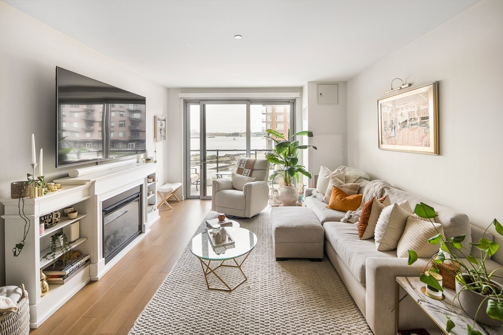 45 Lewis St 214