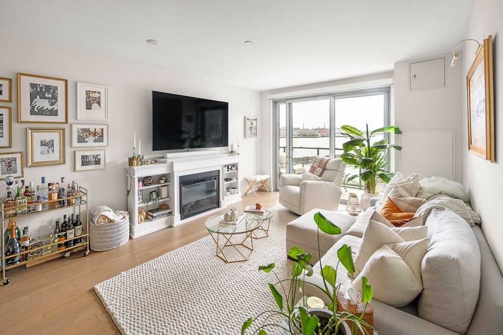45 Lewis St 214
