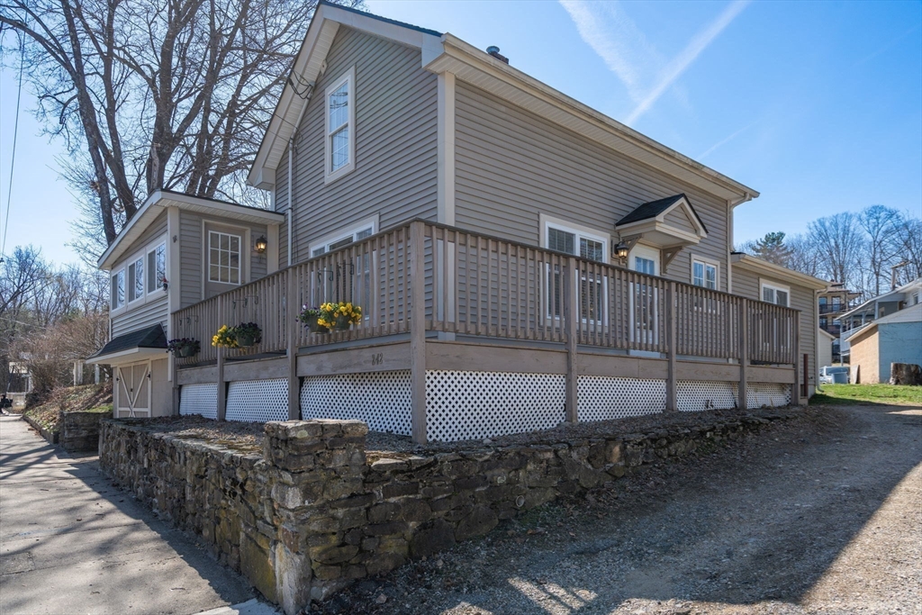 242 Everett Street