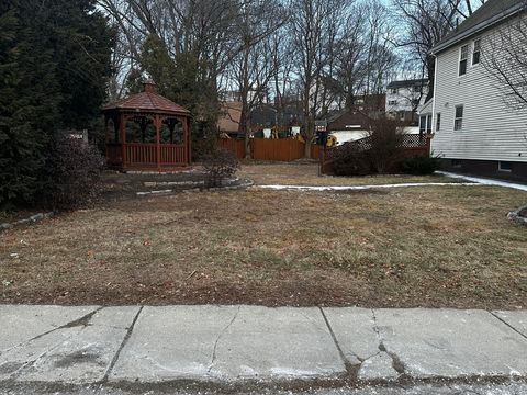 26 Grew Avenue Boston MA 02131