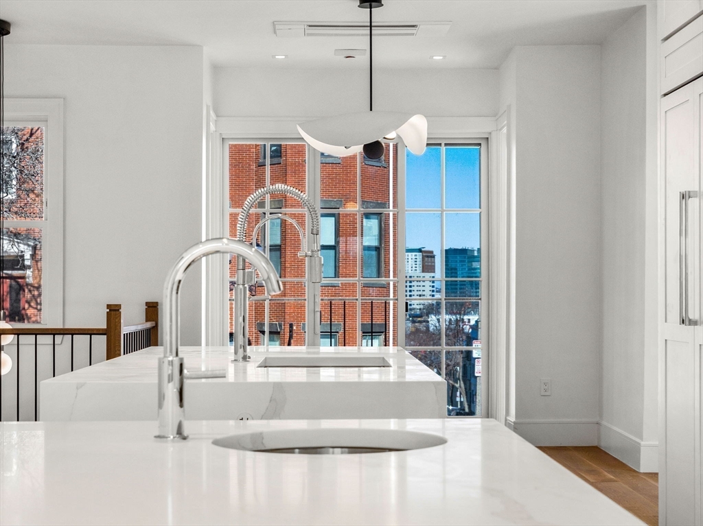 563 East Broadway 563