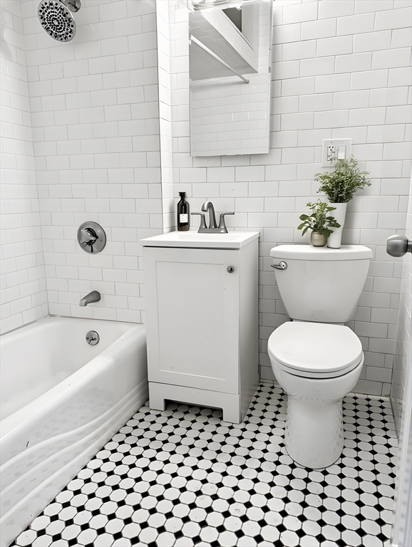 225 Chestnut Street 1