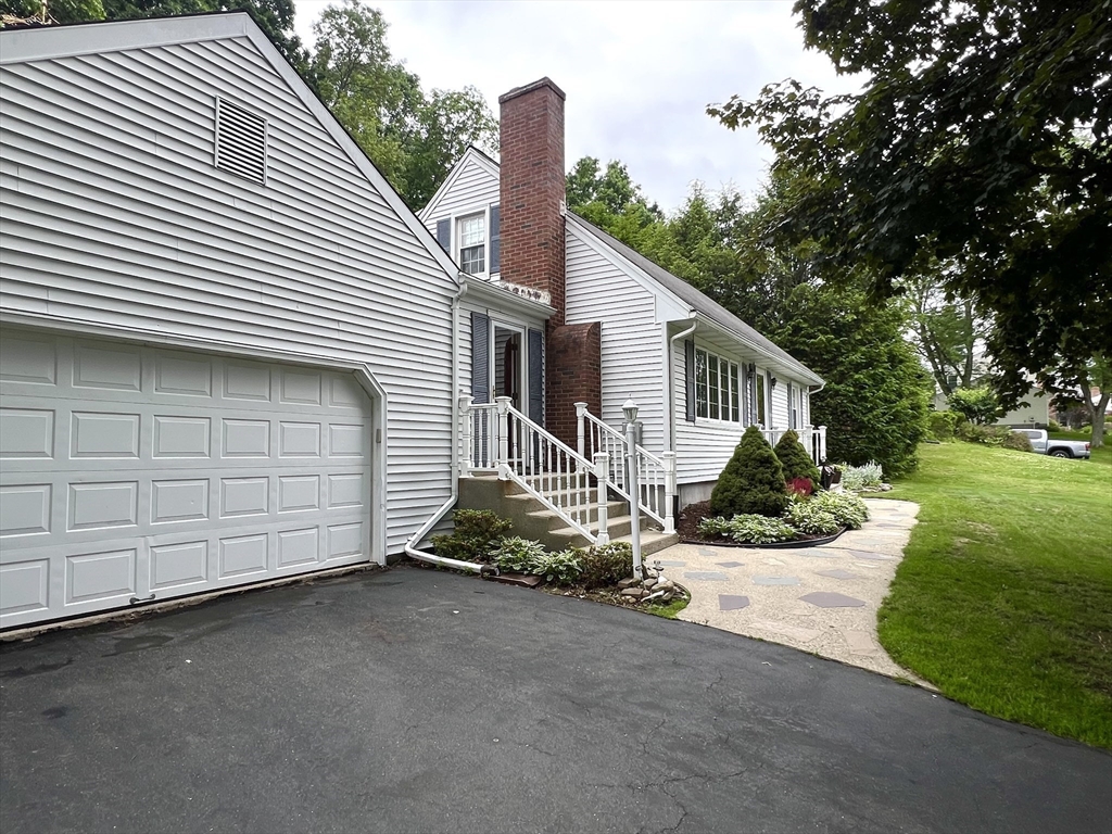 78 Elmar Dr