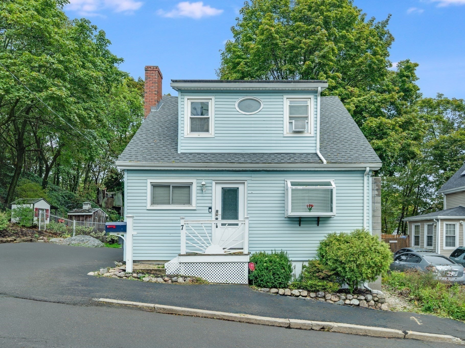 7 Lawndale Ave