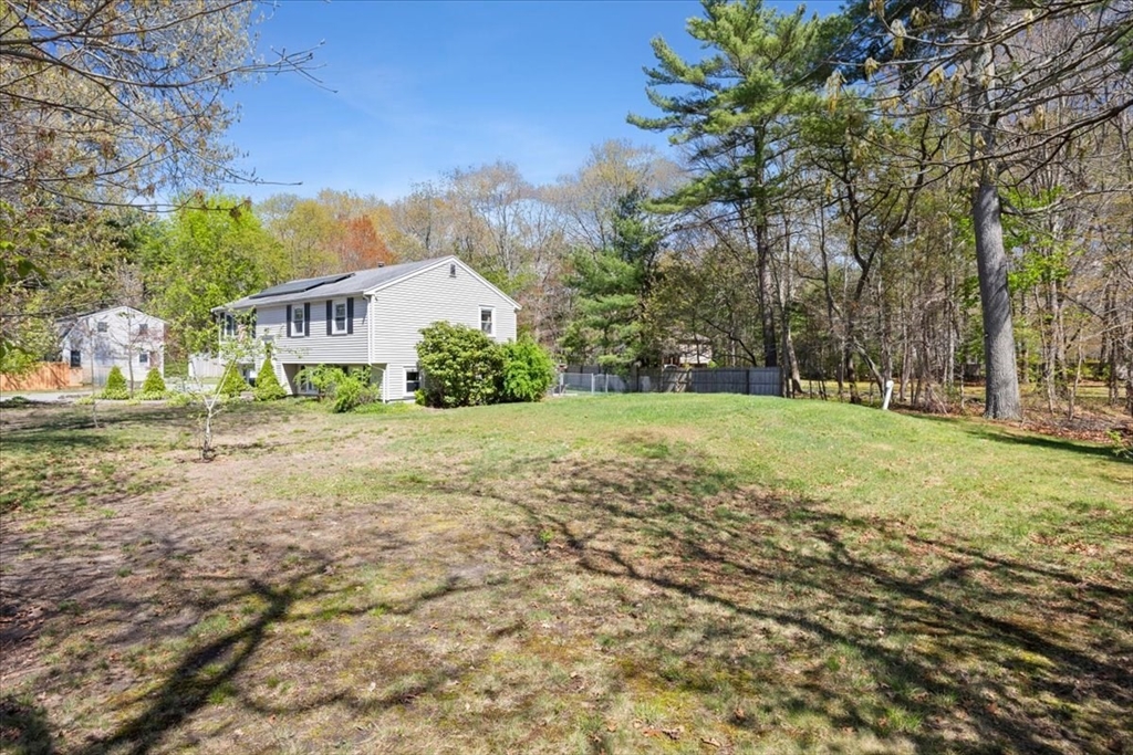 67 Fosdick Rd, Carver, MA Photo #3