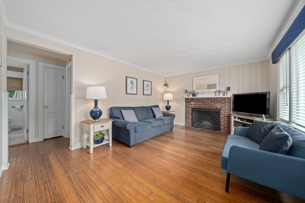 124 Williams Ave