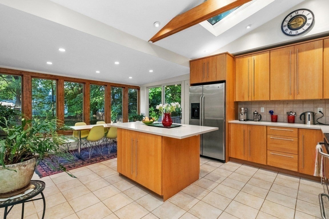 22 Roosevelt Rd, Newton, MA, 22 Roosevelt Rd, Newton, MA Photo #3