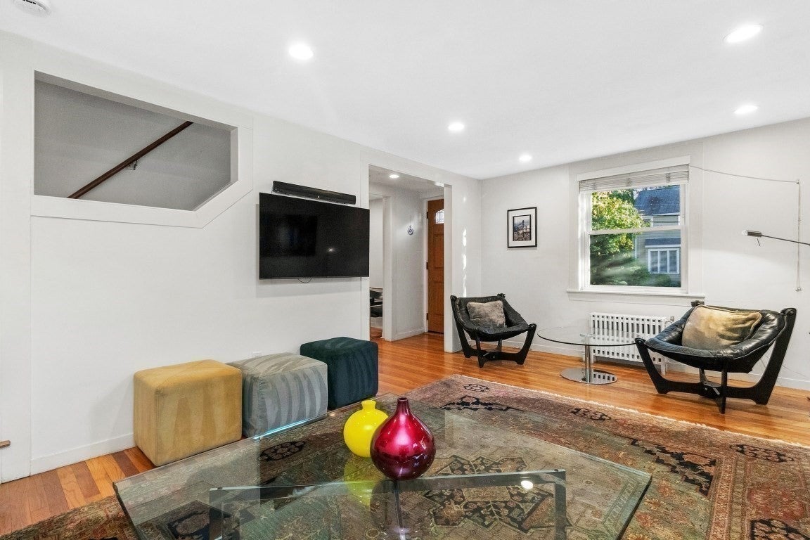 22 Roosevelt Rd, Newton, MA, 22 Roosevelt Rd, Newton, MA Photo #9