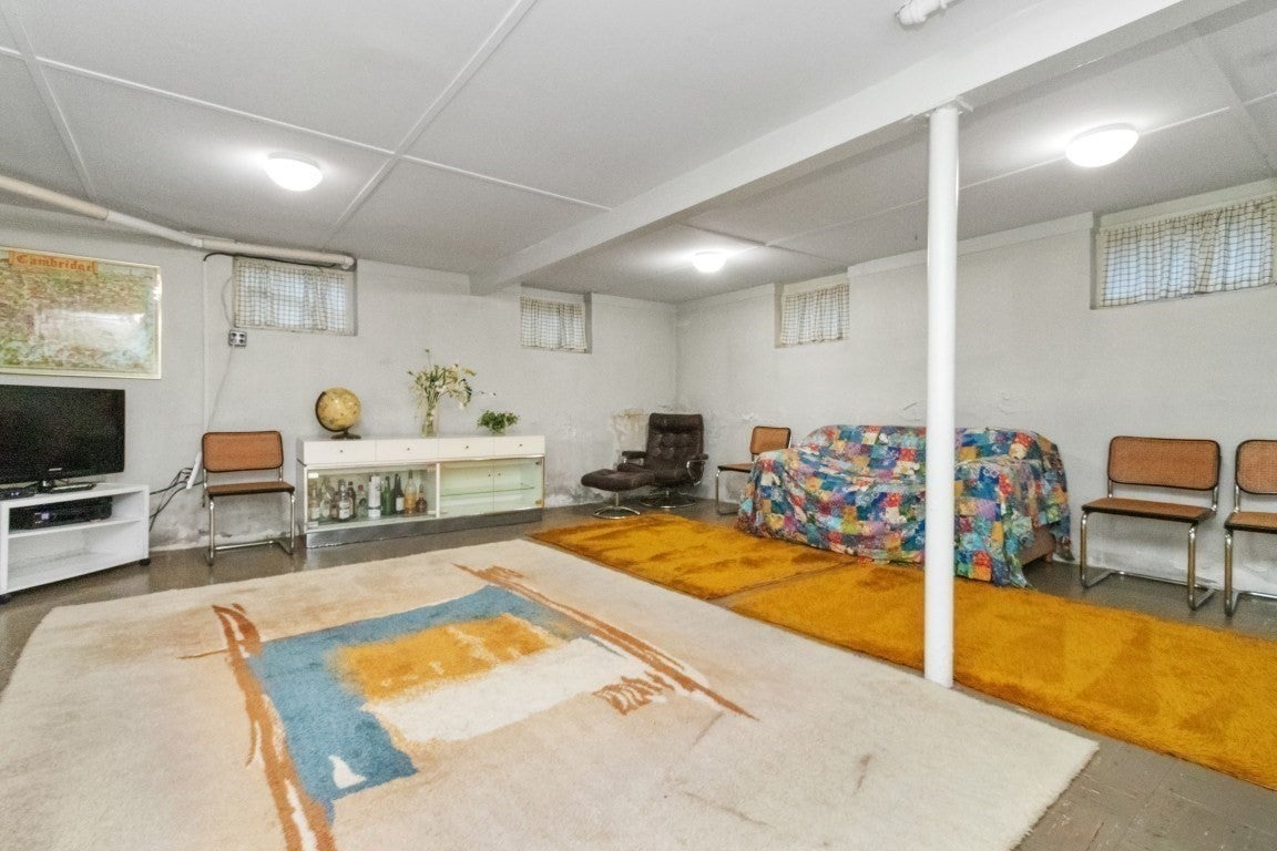 22 Roosevelt Rd, Newton, MA, 22 Roosevelt Rd, Newton, MA Photo #16