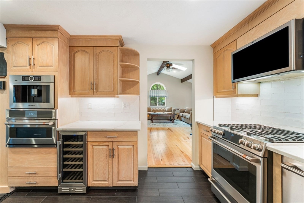 7 Edgeworth St