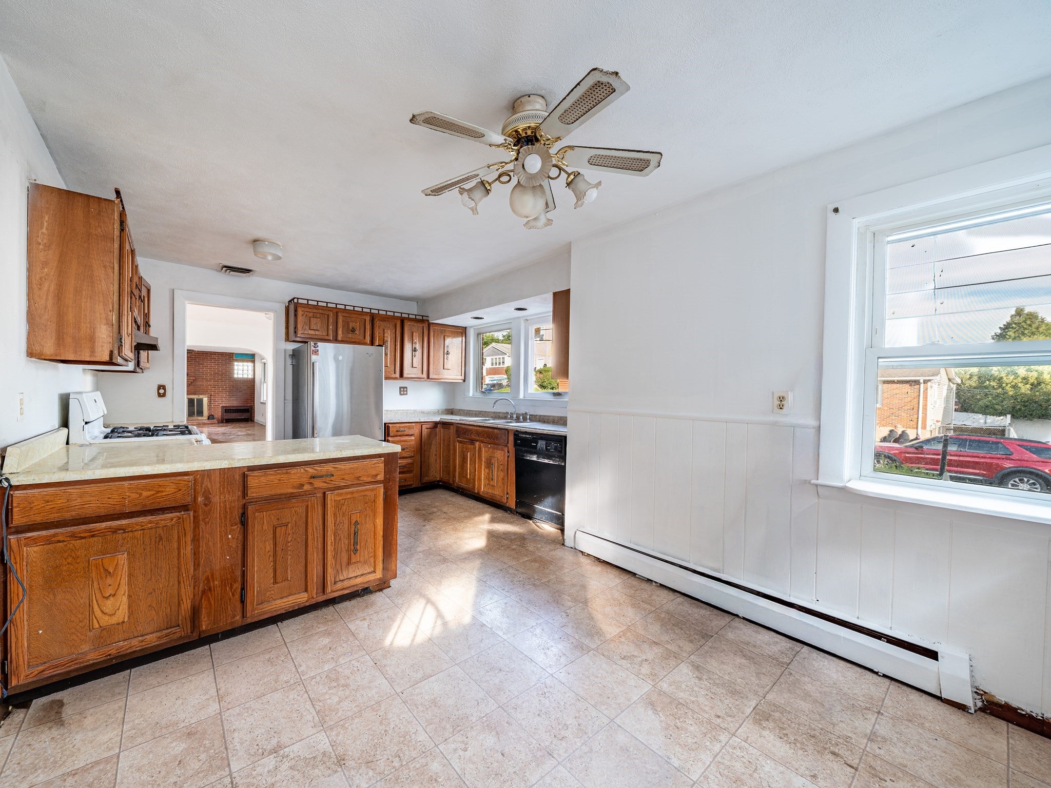 44 Essex St, Revere, MA Photo #10