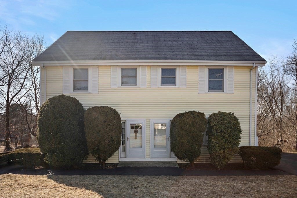 Photo of 52 Sheridan Circle, Winchester, MA