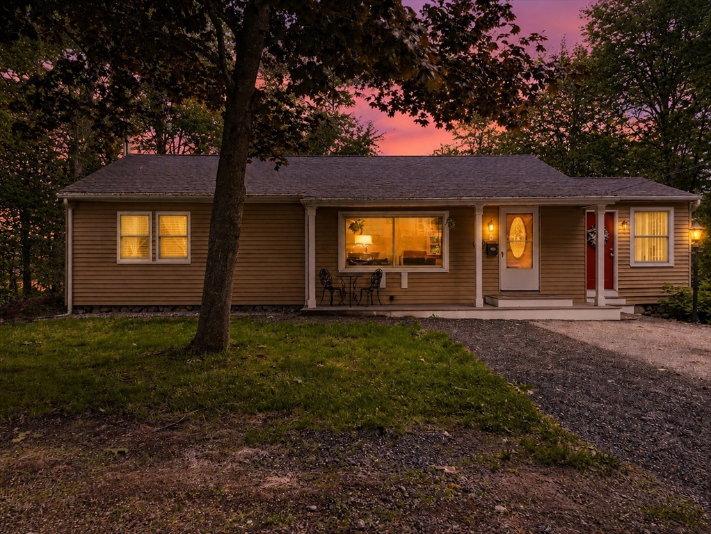 8 Woodside Ter