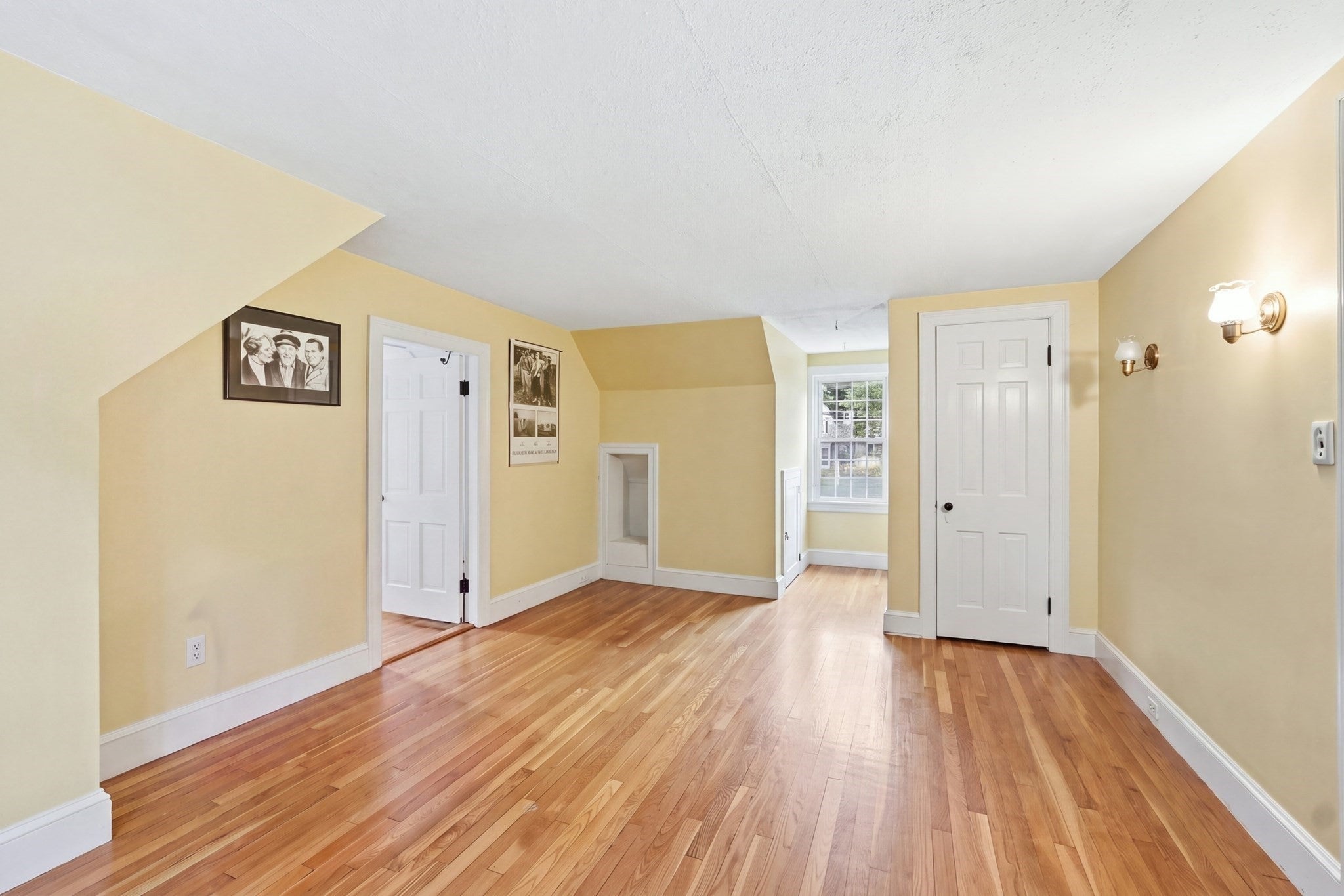 153 Lawrence St, Gardner, MA Photo #25
