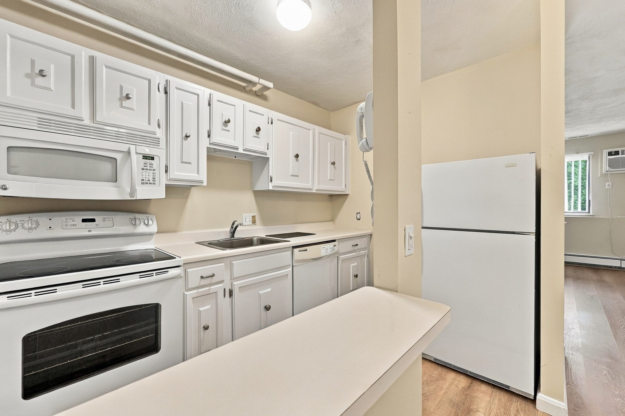 17 Davis Rd #A11, Acton, MA, 17 Davis Rd #A11, Acton, MA Photo #3