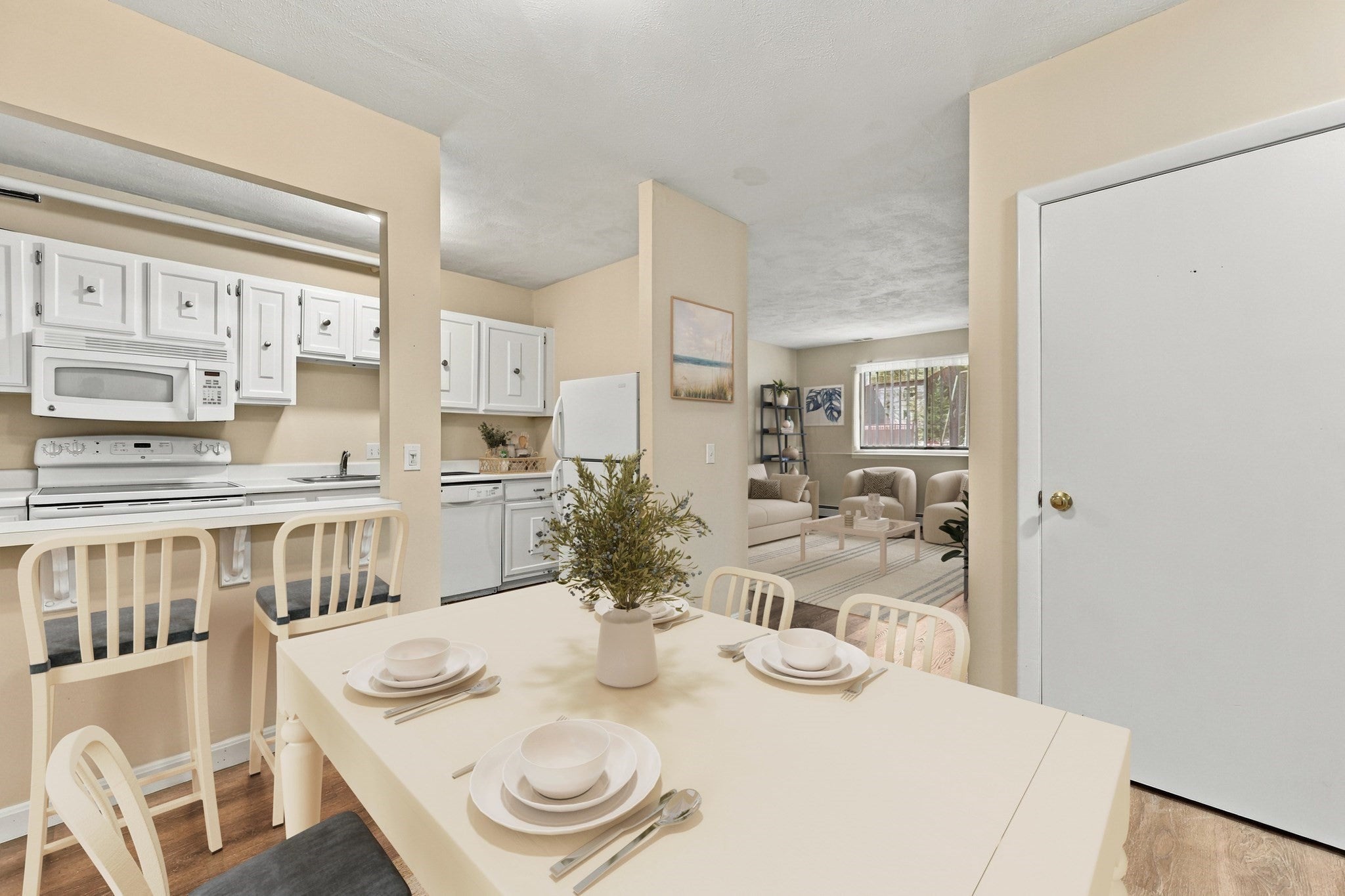17 Davis Rd #A11, Acton, MA, 17 Davis Rd #A11, Acton, MA Photo #4