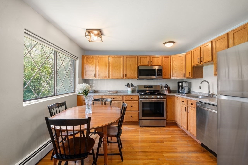 28 Fernview Avenue 10