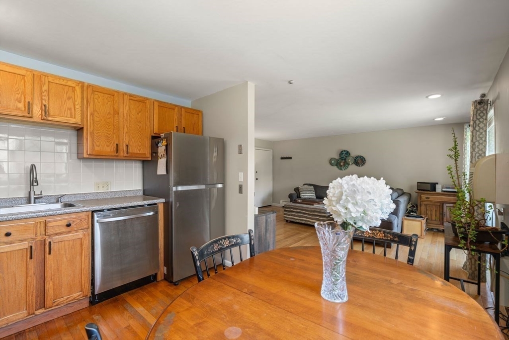 28 Fernview Avenue 10