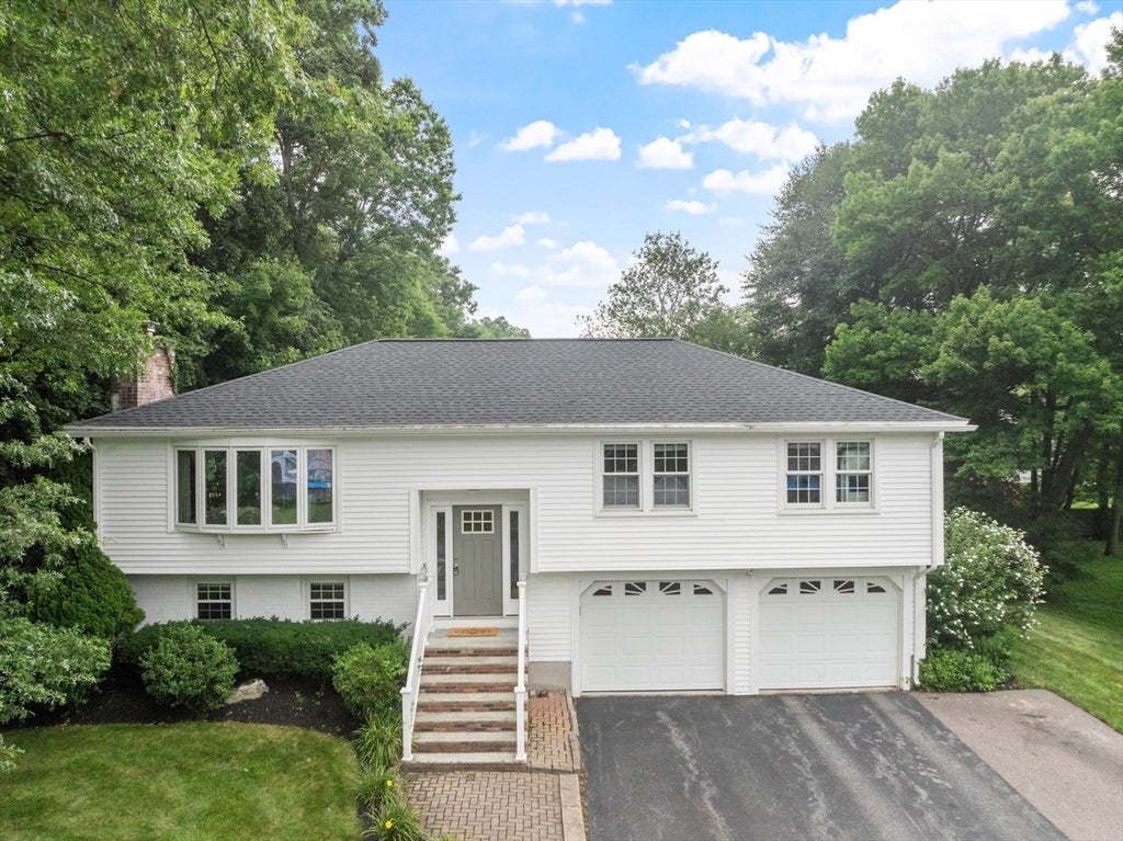 27 Hapgood Way