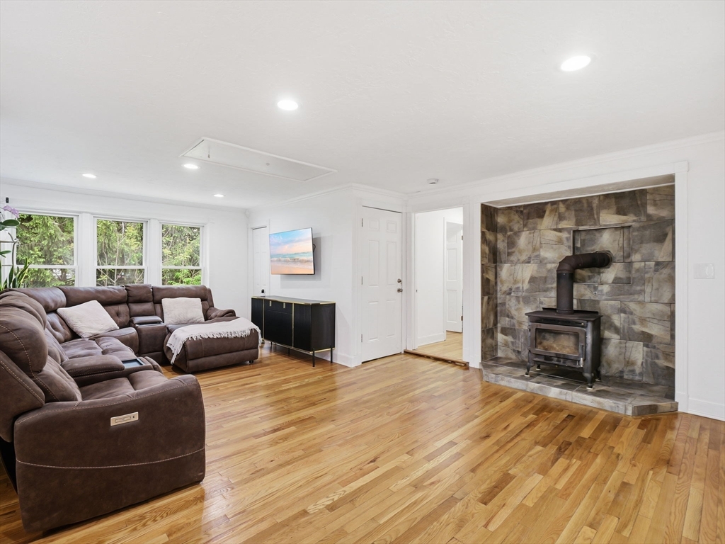 84 City Depot Rd, Charlton, MA Photo #13