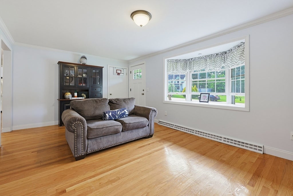 6 Young Ave, North Attleboro, MA Photo #5