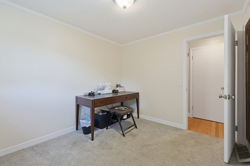 6 Young Ave, North Attleboro, MA Photo #25