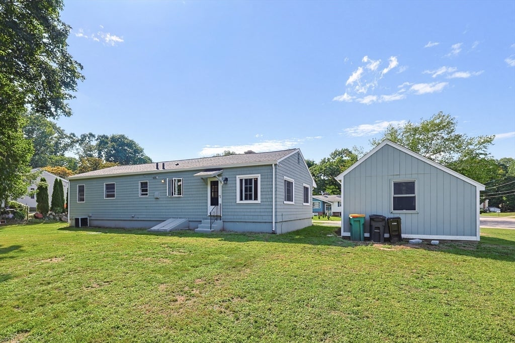 6 Young Ave, North Attleboro, MA Photo #31