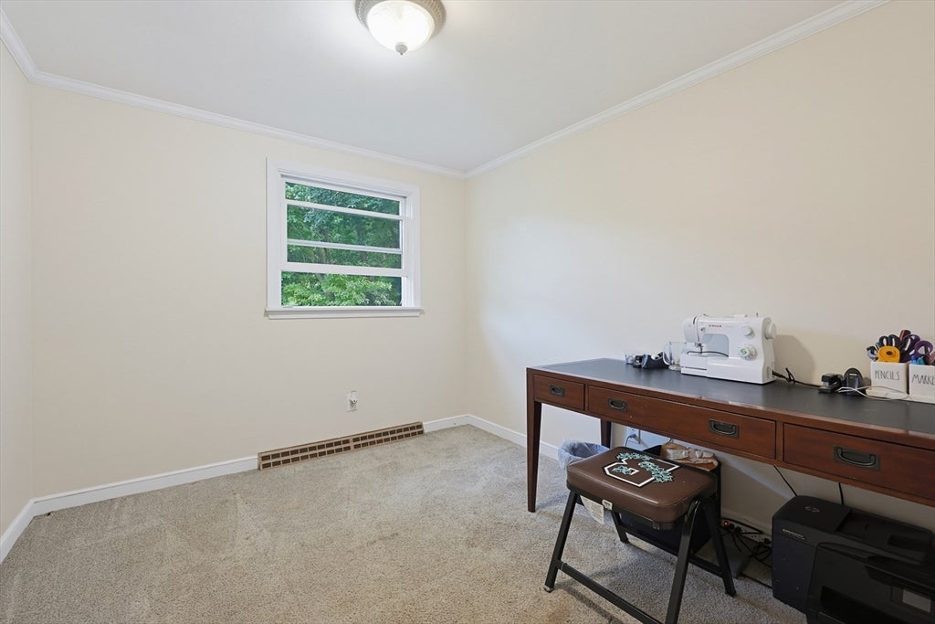 6 Young Ave, North Attleboro, MA Photo #24