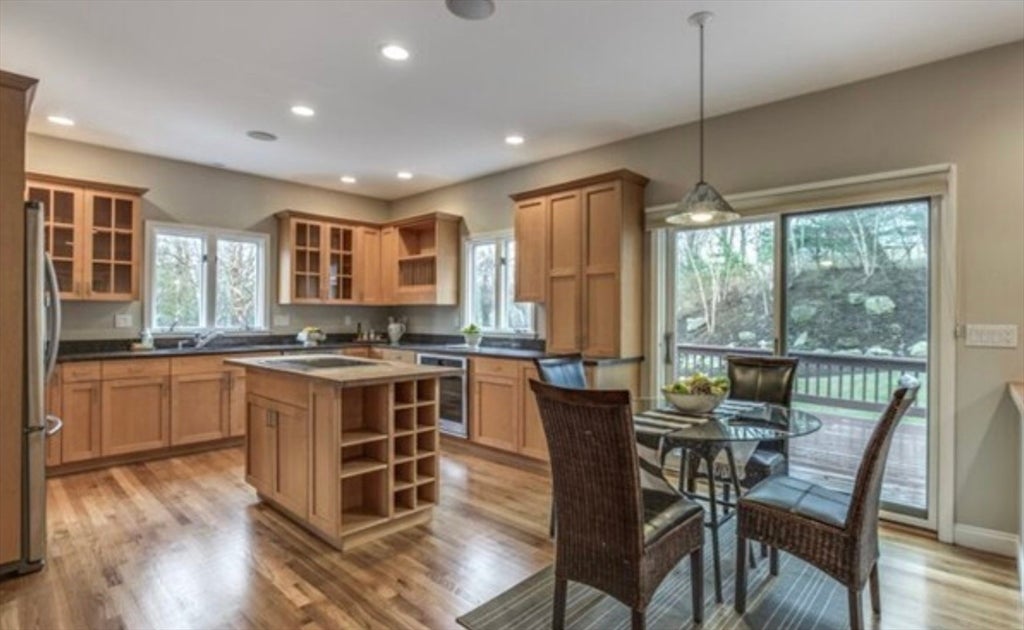 48 Homsy Lane, Needham, MA Photo #6