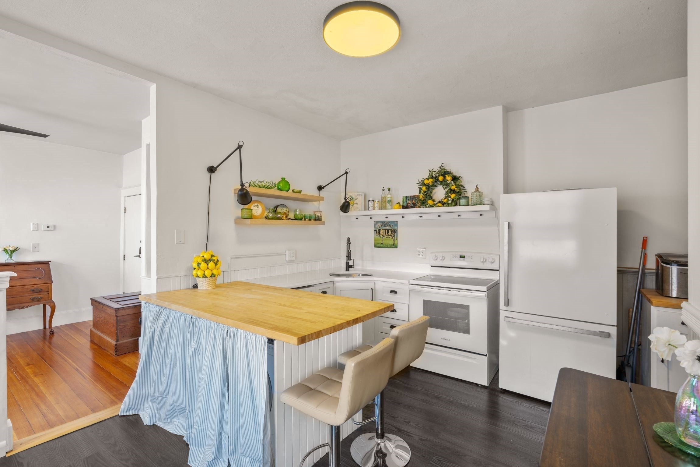 16 Leavitt Street 3, Salem MA 01970