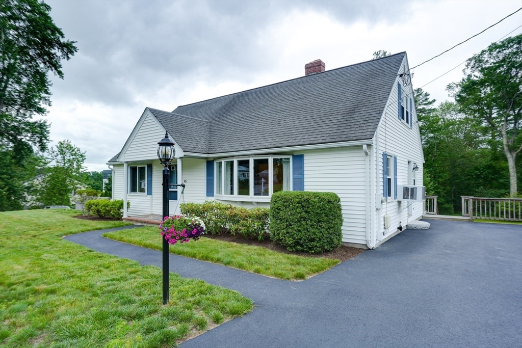 45 Main St