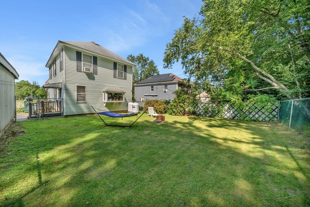 4 Fairview Ave