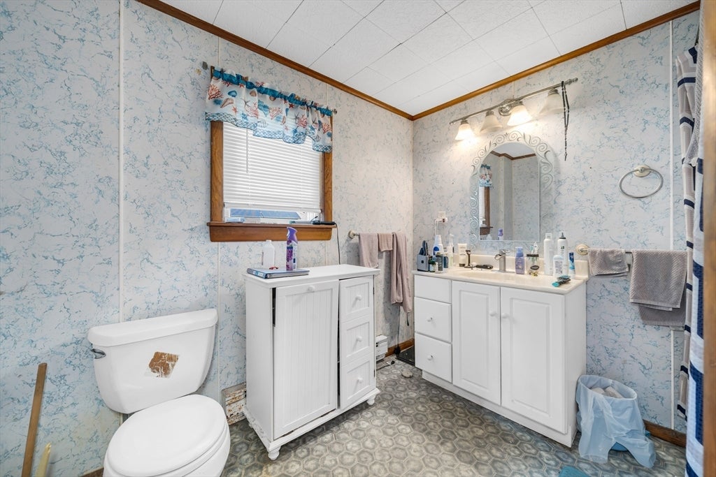 4 Fairview Ave, Amesbury, MA, 4 Fairview Ave, Amesbury, MA Photo #25