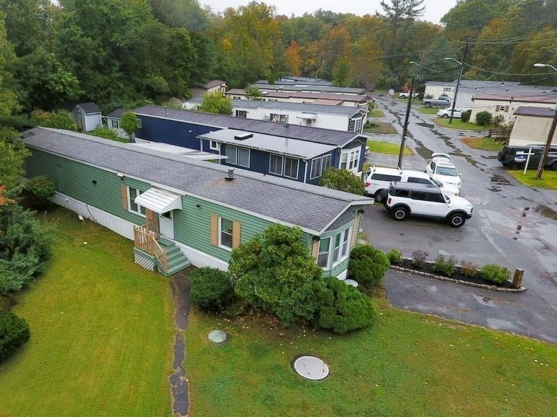 305 Turnpike St=235 5th St 235