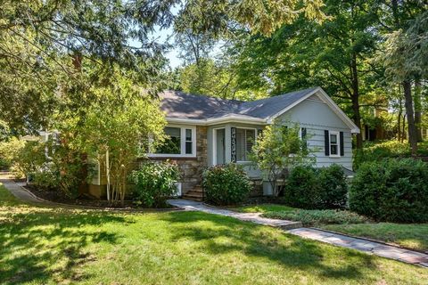 206-R Cedar Street Wellesley MA 02481