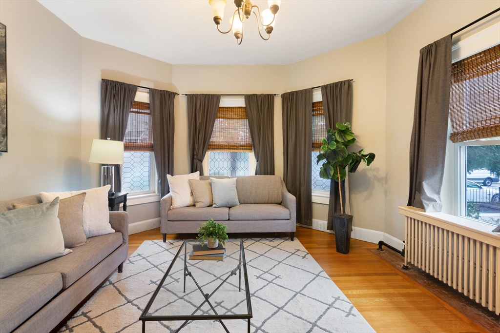 396 E Merrimack St 406