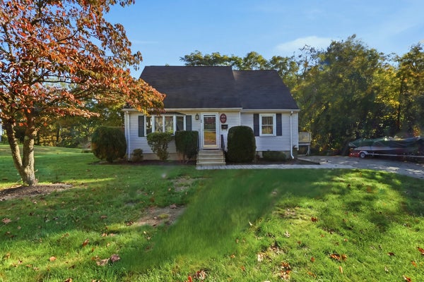 68 MILES ST, MILLBURY, MA 01527 - Image 47c48b5aa5f4ea25bb5ce67bb4ba954b/2580406026