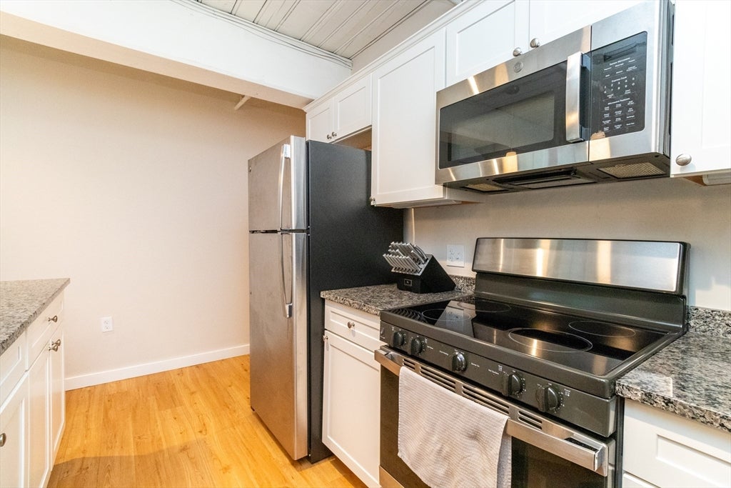 55 Sterling St #205, Clinton, MA, 55 Sterling St #205, Clinton, MA Photo #5