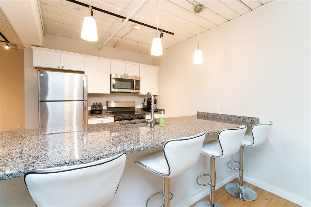 55 Sterling St #205, Clinton, MA, 55 Sterling St #205, Clinton, MA Photo #17