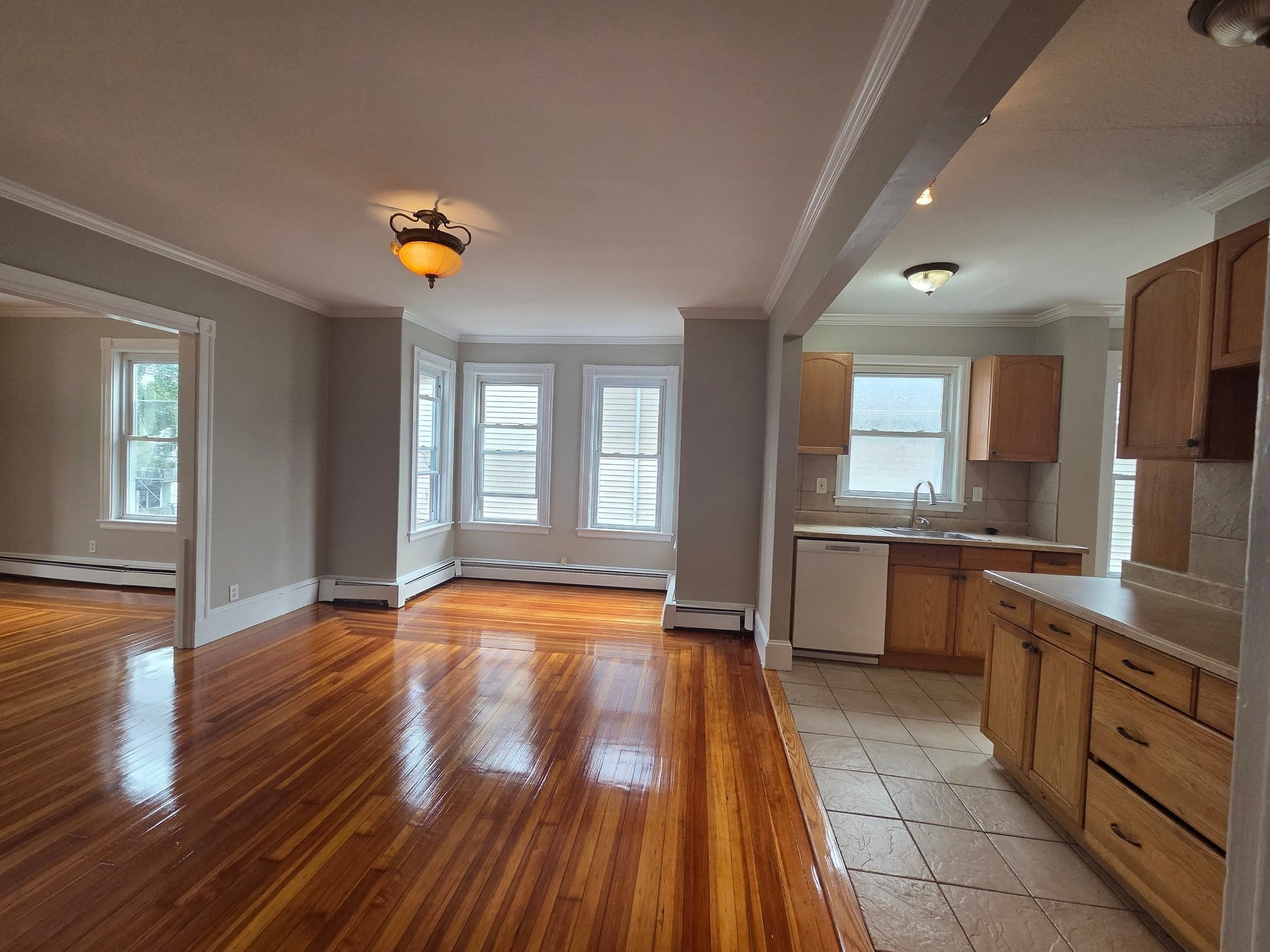 30 Endicott St #2, Lynn, MA, 30 Endicott St #2, Lynn, MA Photo #4