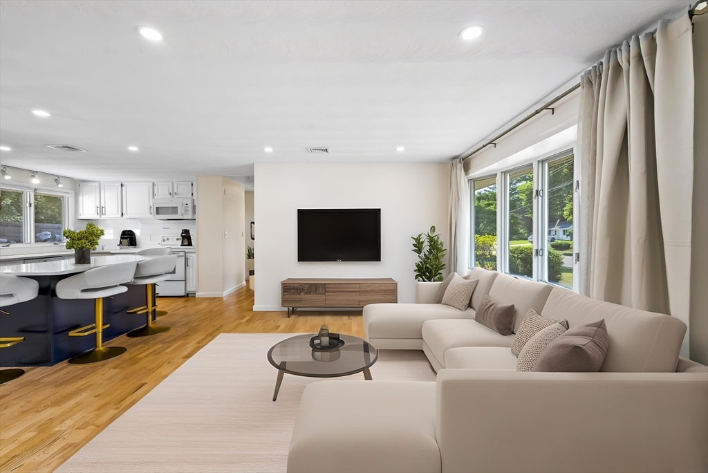 58 Cynthia Rd