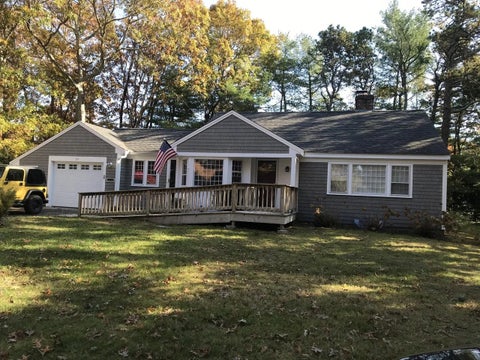 Photo of 15 Tam-O-Shanter Way, Yarmouth, MA 02664 (MLS # 73590583)