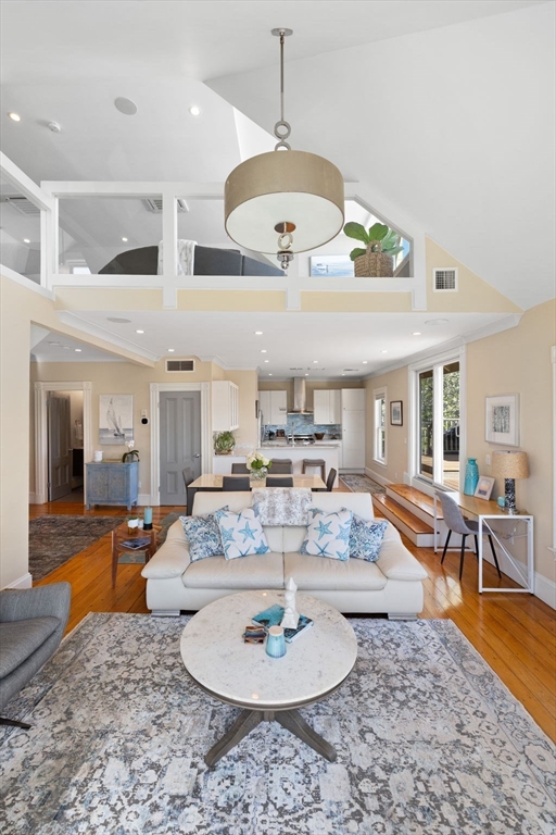 201 Savin Hill Ave 2