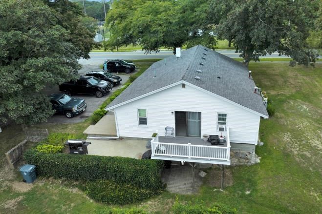371 Teaticket Hwy